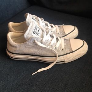 Converse Low-Top Gray/Black Sneakers